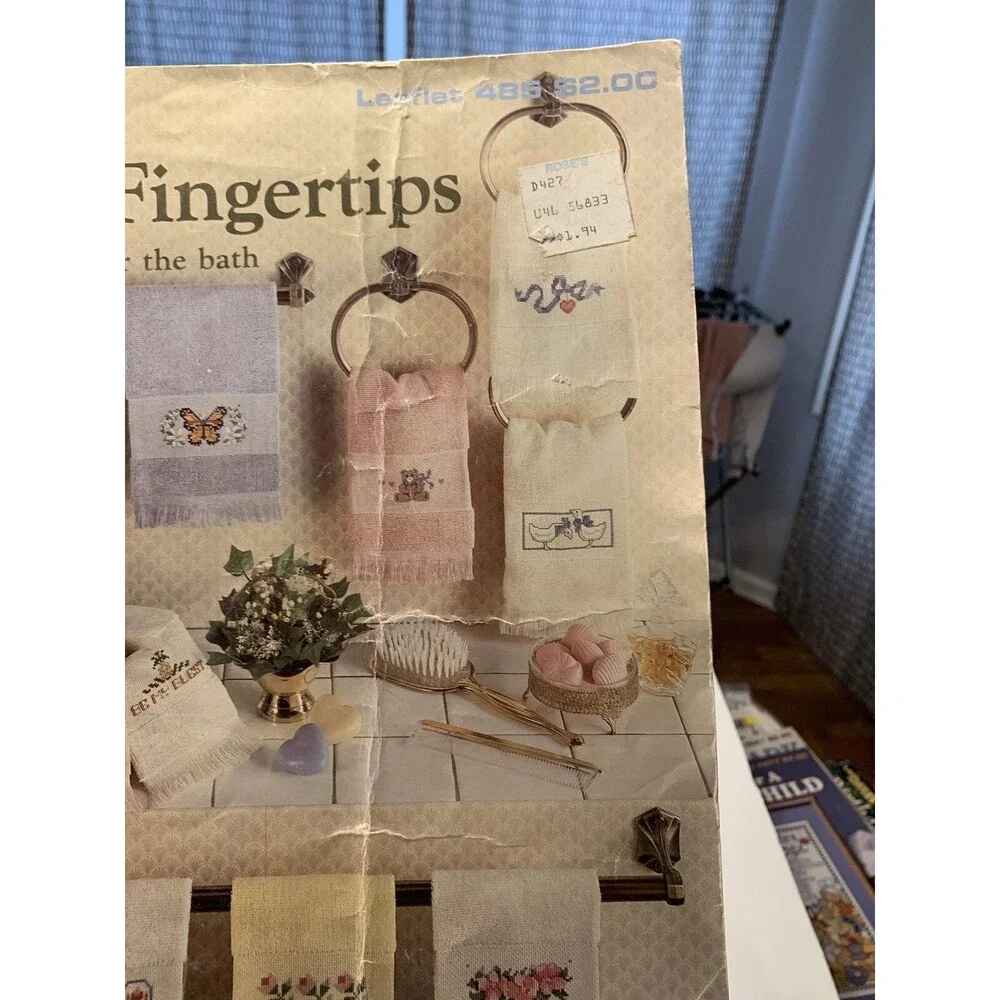 Just Fingertips 10 borders for the bath Counted Cross-Stitch Patterns~ booklet